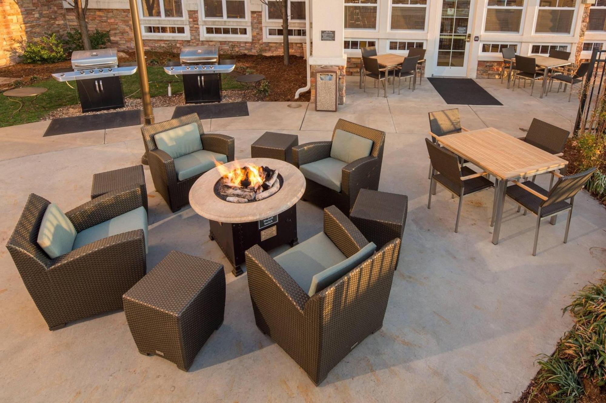 Residence Inn By Marriott Wichita East At Plazzio Exteriér fotografie