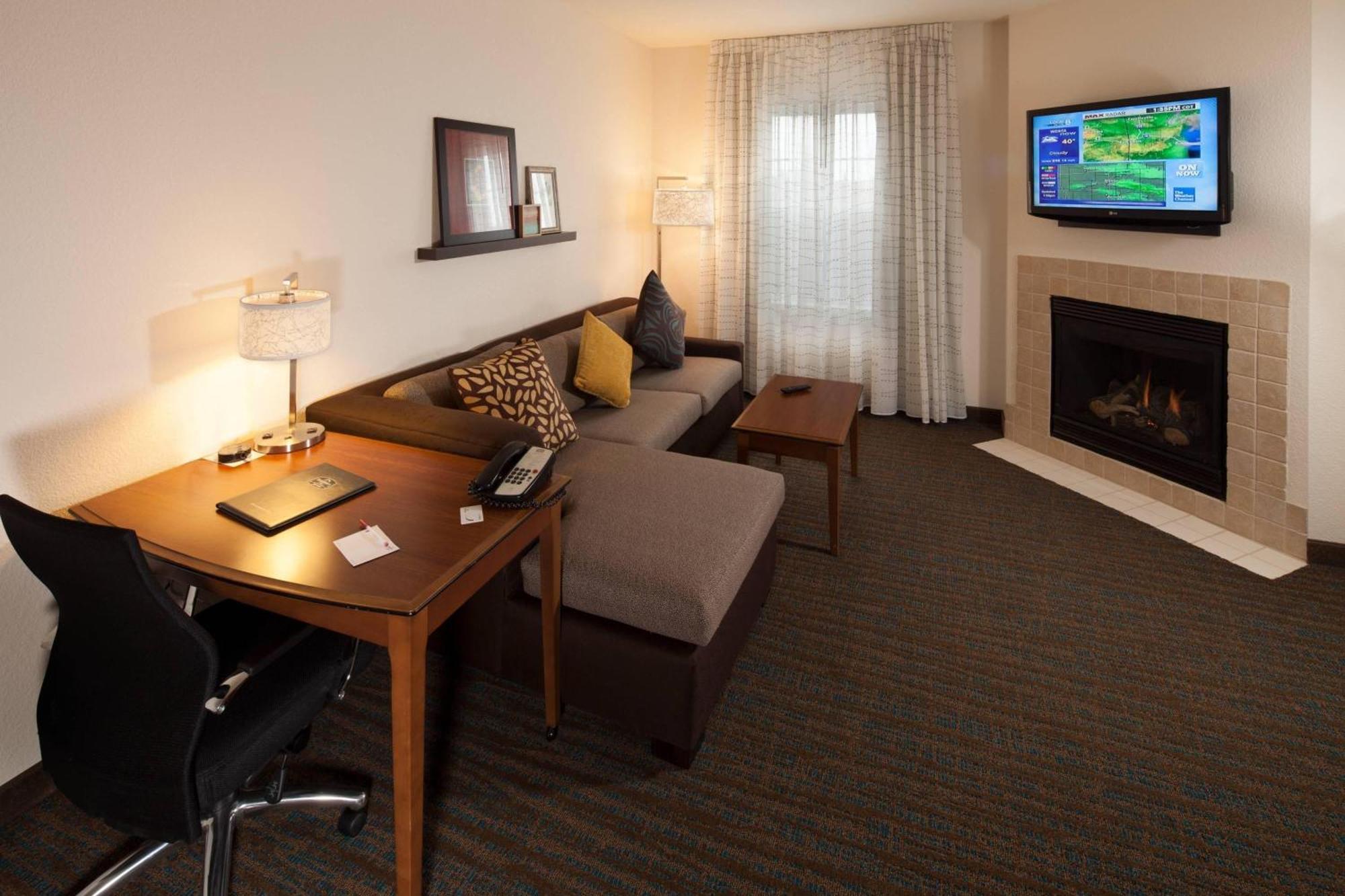 Residence Inn By Marriott Wichita East At Plazzio Exteriér fotografie