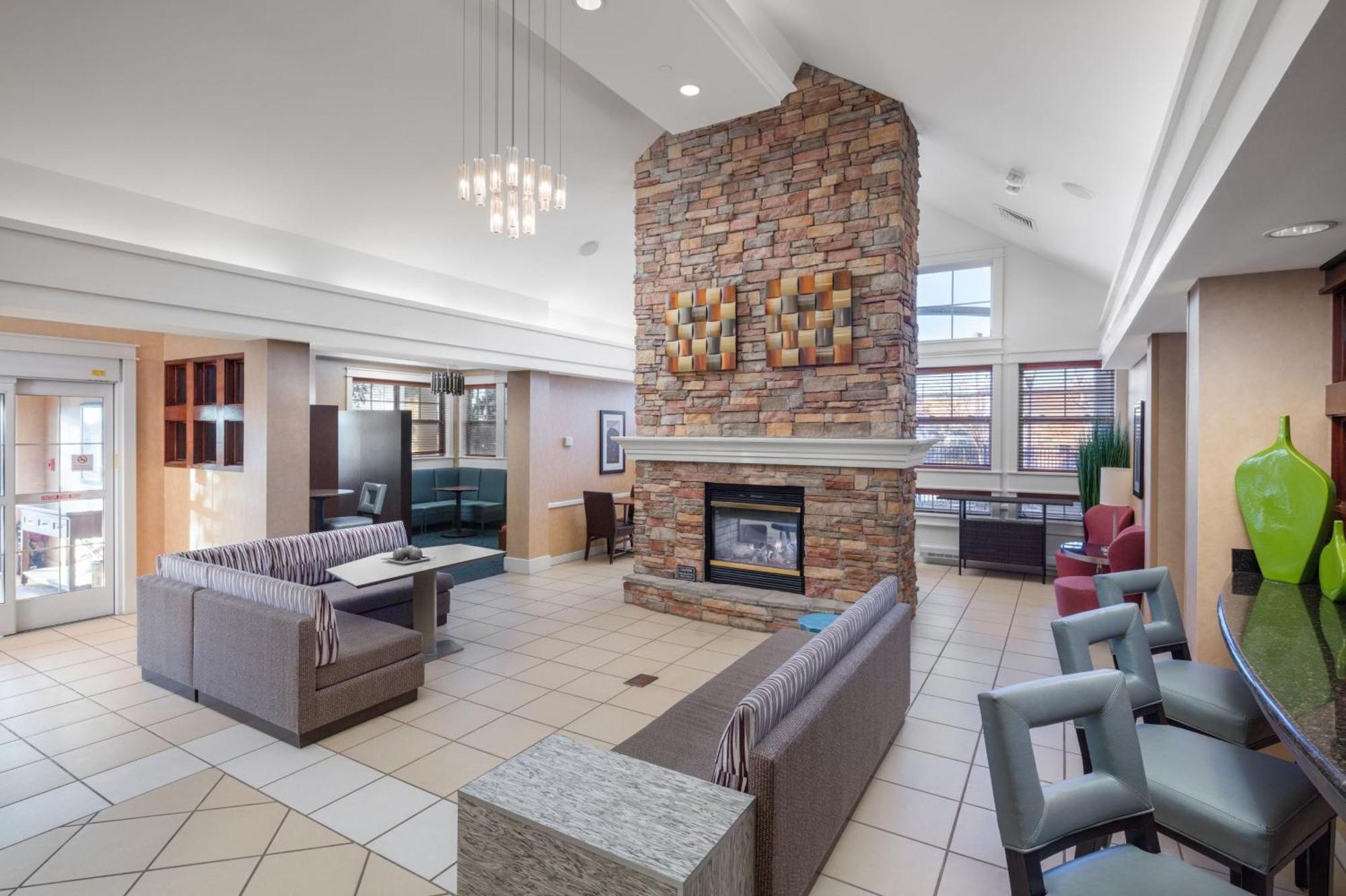 Residence Inn By Marriott Wichita East At Plazzio Exteriér fotografie