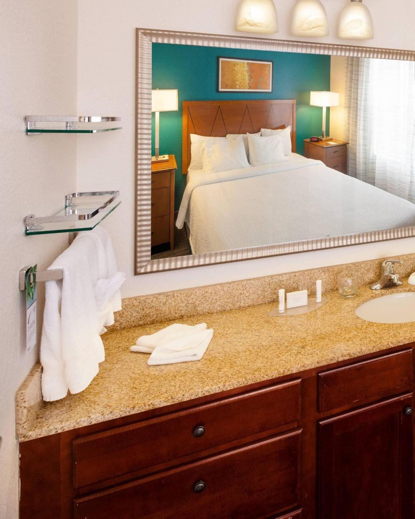 Residence Inn By Marriott Wichita East At Plazzio Exteriér fotografie
